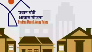उत्तर प्रदेश को प्रधानमंत्री आवास योजना-शहरी में दो राष्ट्रीय पुरस्कार मिलने के बाद विज्ञान भवन में सम्मान ग्रहण करते अधिकारी