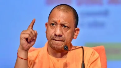 नगर विकास एवं ऊर्जा मंत्री अरविंद कुमार शर्मा संभव पोर्टल के जरिए विभिन्न जिलों की जनशिकायतों की सुनवाई करते हुए।