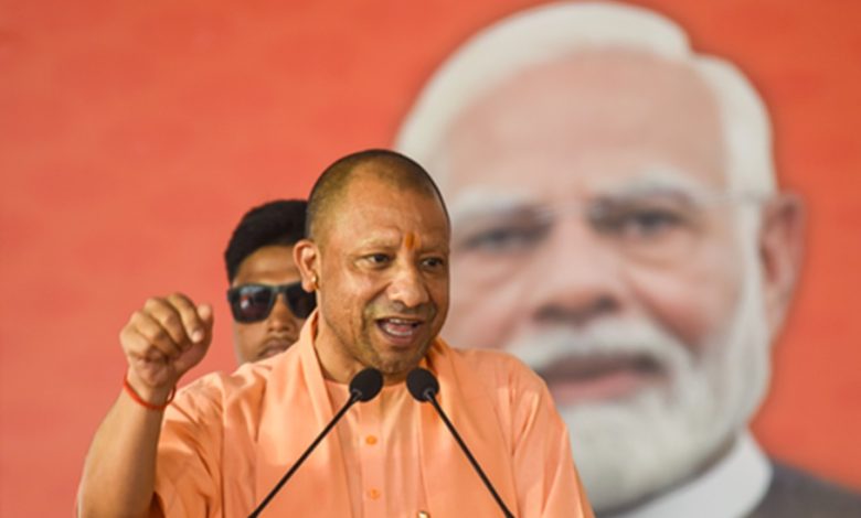 मुख्यमंत्री योगी आदित्यनाथ ने उत्तर प्रदेश में कृषि क्षेत्र के विकास, धान खरीद और किसानों को सरकारी योजनाओं का लाभ मिलने की जानकारी साझा की।