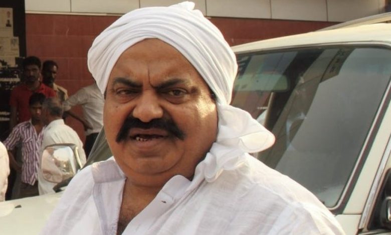 मुख्यमंत्री योगी आदित्यनाथ के प्रयागराज दौरे में पद्म लोक अपार्टमेंट परियोजना, प्रधानमंत्री आवास योजना के लाभार्थियों और मतदाता सम्मेलन से जुड़े कार्यक्रम।